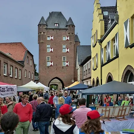 Gaestehaus Am 3* クサンテン